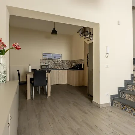 La Dimora Aragonese فندق مبيت وإفطار 3*